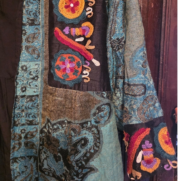 Embroidered Kimono Jacket (2x) - Picture 4 of 9